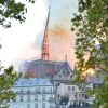 Incendie de la cathédrale Notre-Dame de Paris, Paris, le 15 avril 2019. La flêche s'est effondrée. ©Veeren Ramsamy / Bestimage