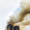 Début de l'incendie de la cathédrale Notre-Dame de Paris, le 15 avril 2019 © PixPlanete / Bestimage