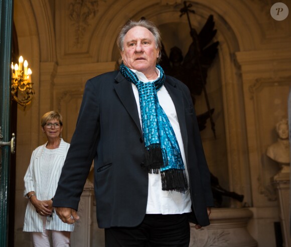 Gérard Depardieu lors d'une cérémonie à l'hôtel de Ville de Bruxelles, honorant sa carrière cinématographique, le 25 juin 2018.