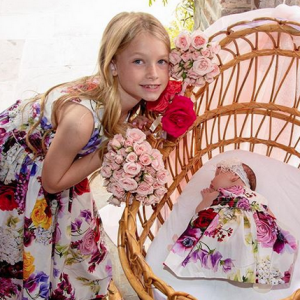 Jessica Simpson est la femme d'Eric Johnson. Ensemble ils ont trois enfants : Ace Knute (5 ans), Maxwell Drew (6 ans) et Birdie Mae née le 19 mars 2019.