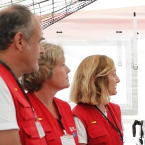 La reine Letizia d'Espagne en visite à l'hôpital de campagne START à Dondo au Mozambique le 30 avril 2019 lors de sa visite en lien avec la Coopération internationale espagnole.