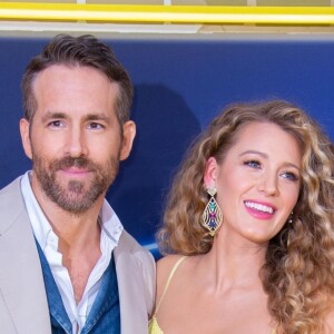 Blake Lively enceinte et son mari Ryan Reynolds à la première de Pokemon Detective Pikachu au Military Island sur Times Square à New York, le 2 mai 2019