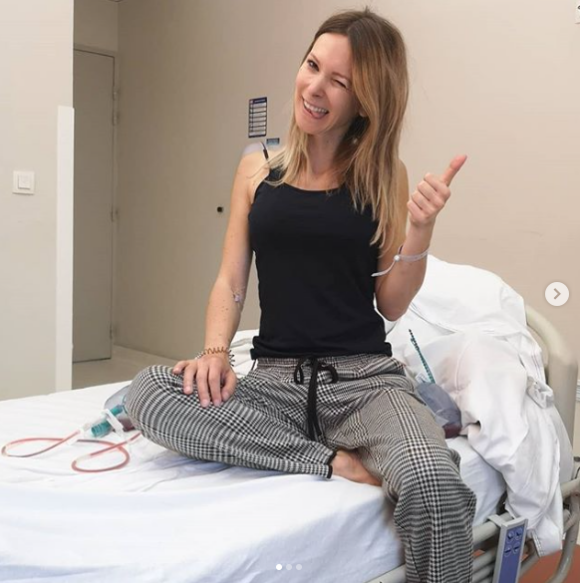 Cindy des "Ch'tis" de W9 après son opération de la poitrine, mai 2019.