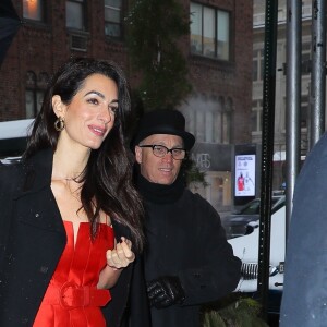 Amal Clooney arrive à l'hôtel Mark pour la baby shower de Meghan Markle à New York City, New York, Etats-Unis, le 20 février 2019.