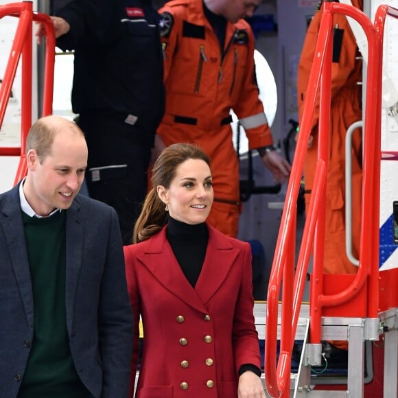 Le prince William, duc de Cambridge, Catherine Kate Middleton, duchesse de Cambridge lors d'une visite de la base de secours de Caenarfon le 8 mai 2019.