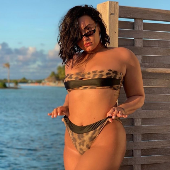Demi Lovato en vacances à Bora Bora. Mai 2019.