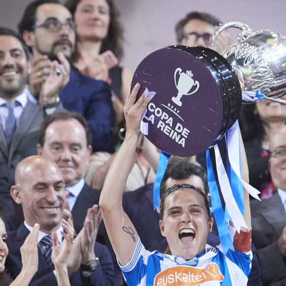 La reine Letizia d'Espagne lors de la finale de Copa de la Reina à Grenade, le 11 mai 2019, remportée par la Real Sociedad.
