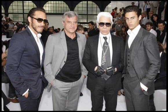 Sébastien Jondeau, Sidney Toledano, Karl Lagerfeld et Baptiste Giabiconi à Paris. Juin 2009.