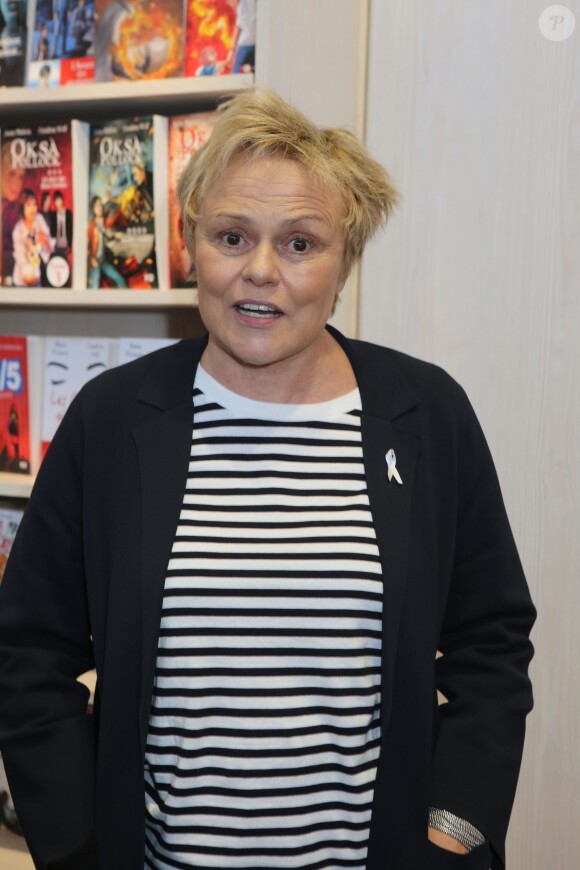 Muriel Robin - Salon du Livre 2019 à la Porte de Versailles à Paris du 15 au 18 mars 2019. © Jean-Claude Woestelandt / Bestimage