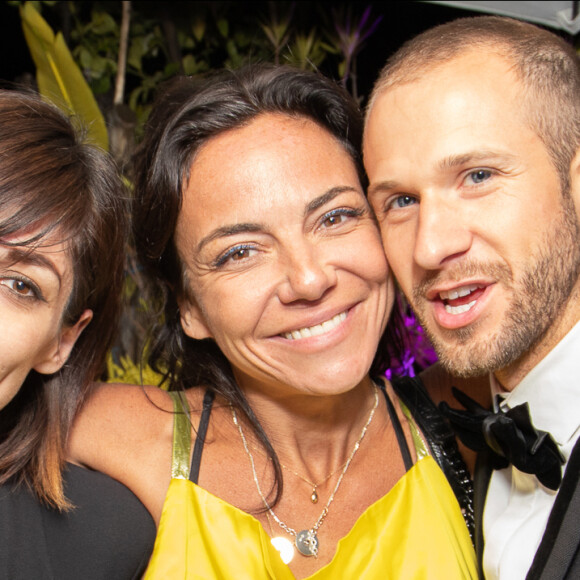 Exclusif - Jennifer Ayache et Sandra Sisley, guest - 3ème soirée "Sandra and Co" lors du 72ème Festival International du Film de Cannes le 16 mai 2019. Hier soir, a eu lieu la soirée Numbers avec l'artiste Simon. Un artiste, et musicien parisien. Il s'est spécialisé dans la philosophie de l'art. Lors de cette soirée Simon nous a fait découvrir son oeuvre, un projet sur la réflexion des dérives du marché de l'art, qui propose un point de vue incontestablement subversif bien que parfaitement cohérent dans sa quête de l'objectivité absolue Sandra vêtue par oud et Kjacques nous a encore surpris et a fait danser toute la Croisette. Les invités sont repartis avec des goodies des marques Kulte, K.Jacques... De quoi ravir tout le monde. Exclusive -