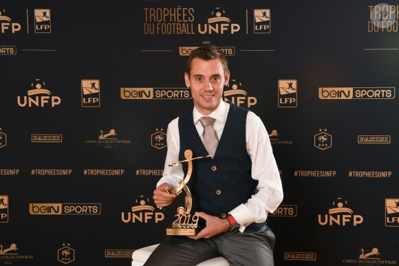 Clément Turpin (meilleur arbitre de Ligue 1) lors de la 28e cérémonie des Trophées UNFP, le 19 mai 2019.