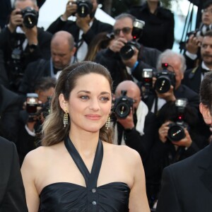 Marion Cotillard, Jean Dujardin et Gilles Lellouche à la première du film "La belle époque" lors du 72ème Festival International du Film de Cannes, France, le 20 mai 2019. © Denis Guignebourg/Bestimage