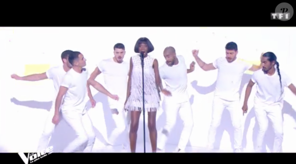 London Loko dans "The Voice"- Carmel "Sally"- 25 mai 2019.
