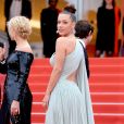 Adèle Exarchopoulos lors de la montée des marches du film Sibyl, au Festival de Cannes le 24 mai 2019