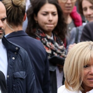 Le président de la république, Emmanuel Macron et la première dame Brigitte Macron votent pour les élections européennes au Touquet, le 26 mai 2019. © Stéphane Lemouton / Bestimage