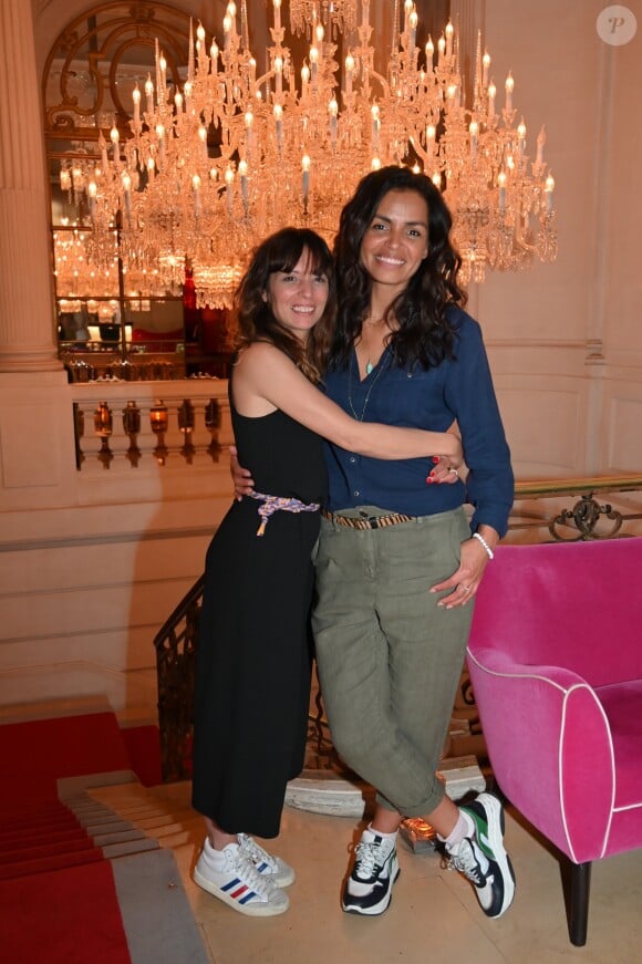 Semi-exclusif - Zoé Tellier, Laurence Roustandjee - Soirée de lancement de la ligne de fragance, Noème Paris au sein de la Cristal Room Chez Baccarat à Paris le 23 mai 2019. Baccarat lance sa première ligne de fragrances Noème Paris par la créatrice M.Bekkali. Au cours de cette soirée onirique et poétique, la marque a présenté cinq intensions aux travers desquelles les invités découvrent une lecture du parfum presque philosophique où l'imaginaire est un fil conducteur et désigne la marque comme un parfumeur indiscret. La créatrice est accompagnée du producteur de matières premières et d'essences naturelles