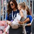 Marine Lloris et sa fille Anna-Rose - People au stade Loujniki lors de la finale de la Coupe du Monde de Football 2018 à Moscou, opposant la France à la Croatie. Le 15 juillet 2018 © Moreau-Perusseau / Bestimage