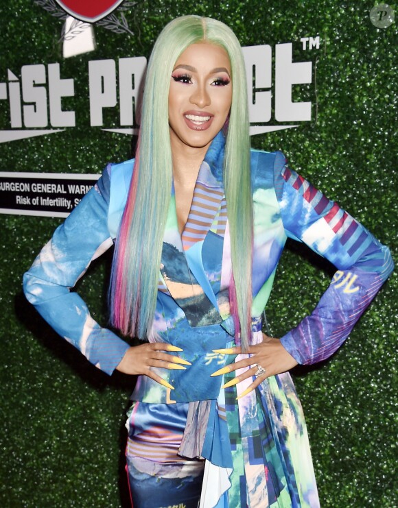 Cardi B - Photocall des Swisher Sweets Awards Cardi B With The Band Perry 2019 Spark Award, Los Angeles, le 12 avril 2019.
