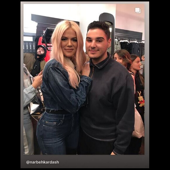 Narbeh et Khloe Kardashian lors d'une rencontre de fans avant qu'elle devienne sa cavalière pour son bal de promo à la Hoover High School à Glendale, en Californie le 31 mai 2019.