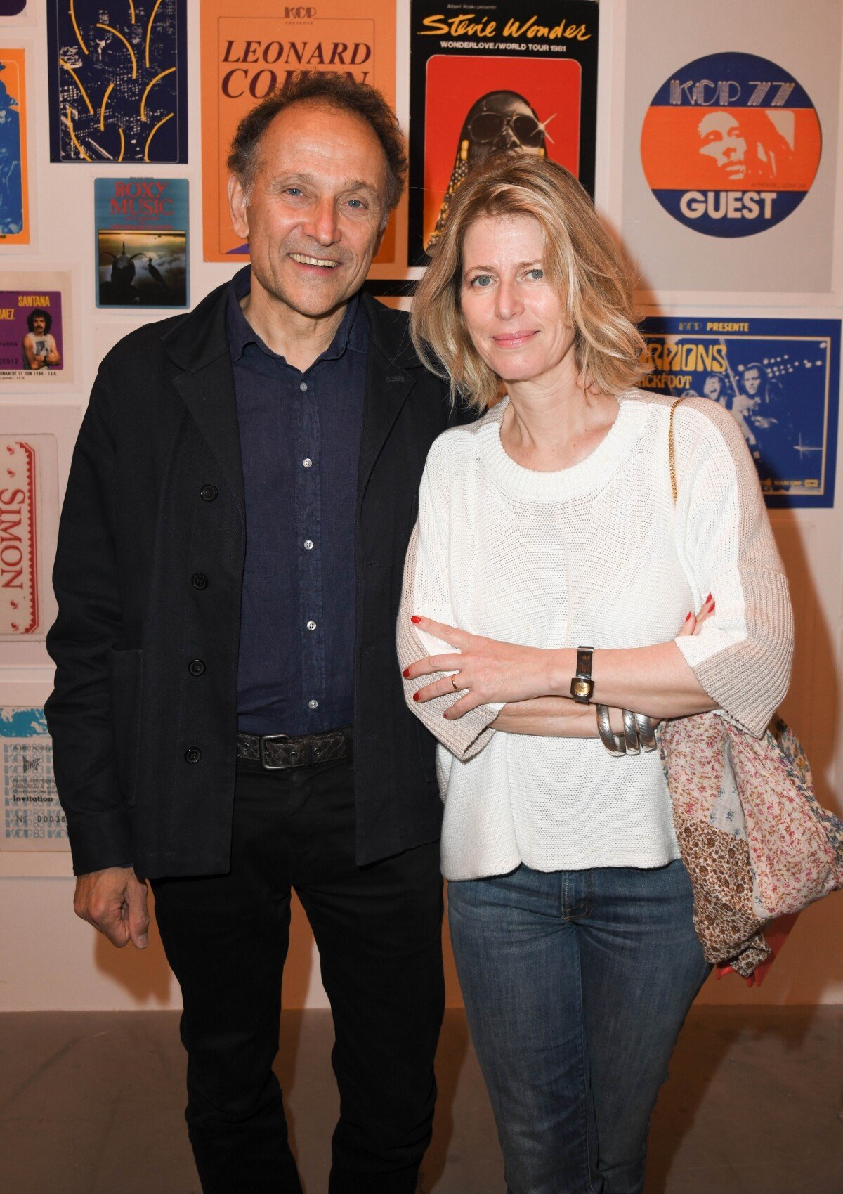 Photo : Caroline Thompson et son compagnon Jean-Pierre Weill - Exposition  dAlbert Koski Rock Art à la Galerie Laurent Godin à Paris le 3 juin  2019. © Coadic GuirecBestimage - Purepeople