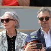 Michel Denisot et sa femme Martine dans les tribunes lors des internationaux de tennis de Roland Garros à Paris, France, le 4 juin 2019. © Jacovides-Moreau/Bestimage
