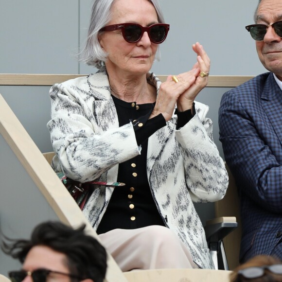 Michel Denisot et sa femme Martine dans les tribunes lors des internationaux de tennis de Roland Garros à Paris, France, le 4 juin 2019. © Jacovides-Moreau/Bestimage