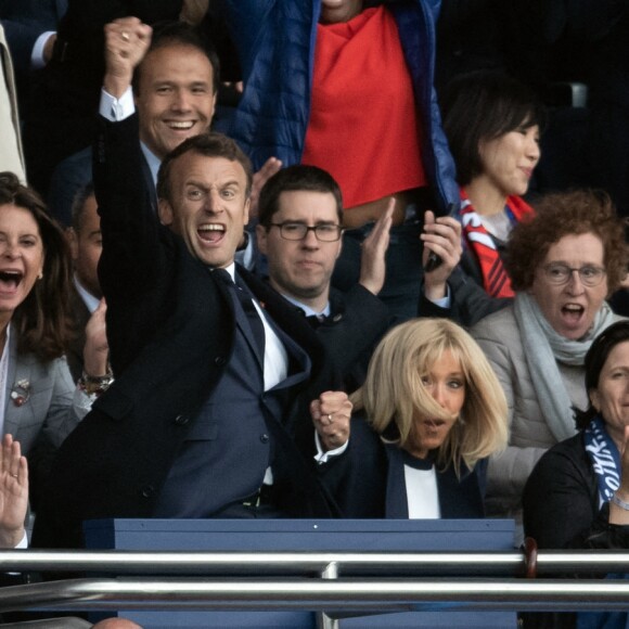 Emmanuel Macron et Brigitte Macron dans les tribunes du parc des Princes pour l'ouverture de la coupe du monde féminine de football 2019 (Mondial), opposant la France à la Corée du Sud, Paris le 7 juin 2019.