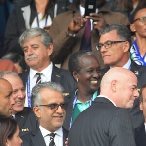 Le président de la République Emmanuel Macron et la première dame Brigitte Macron - People dans les tribunes du parc des Princes pour l'ouverture de la coupe du monde féminine de football 2019 (Mondial), opposant la France à la Corée du Sud. Paris le 7 juin 2019 © Pierre Perusseau / Bestimage