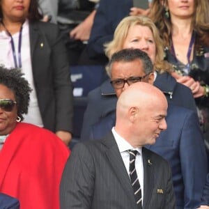 Le président de la République Emmanuel Macron et la première dame Brigitte Macron - People dans les tribunes du parc des Princes pour l'ouverture de la coupe du monde féminine de football 2019 (Mondial), opposant la France à la Corée du Sud. Paris le 7 juin 2019 © Pierre Perusseau / Bestimage