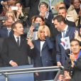 Le président de la République Emmanuel Macron et la première dame Brigitte Macron - People dans les tribunes du parc des Princes pour l'ouverture de la coupe du monde féminine de football 2019 (Mondial), opposant la France à la Corée du Sud. Paris le 7 juin 2019 © Pierre Perusseau / Bestimage
