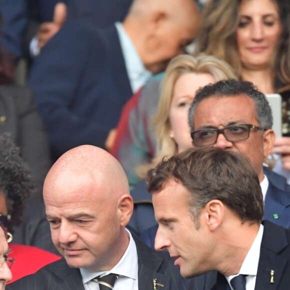 Le président de la République Emmanuel Macron et la première dame Brigitte Macron assistent à l'ouverture de la coupe du monde féminine de football 2019 (Mondial), opposant la France à la Corée du Sud au Parc des Princes. Paris le 7 juin 2019 © Pierre Perusseau / Bestimage