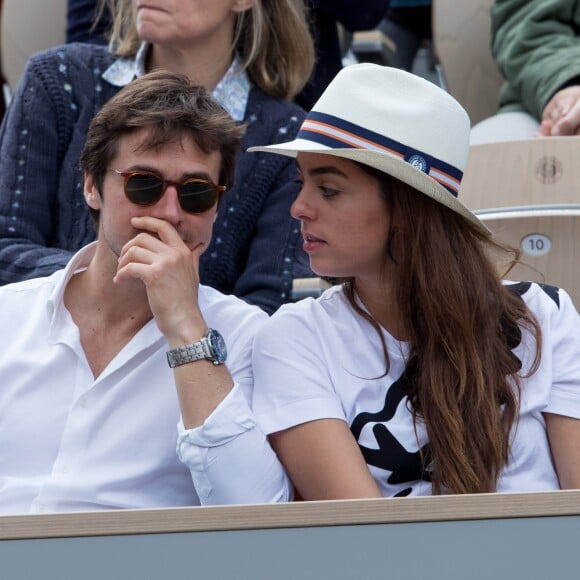 Anouchka Delon et son compagnon Julien Dereims - Célébrités dans les tribunes des internationaux de France de tennis de Roland Garros à Paris, France, le 8 juin 2019. © Jacovides / Moreau/Bestimage