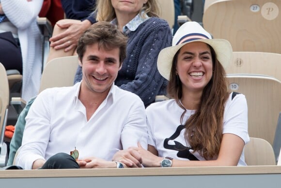 Anouchka Delon et son compagnon Julien Dereims - Célébrités dans les tribunes des internationaux de France de tennis de Roland Garros à Paris, France, le 8 juin 2019. © Jacovides / Moreau/Bestimage
