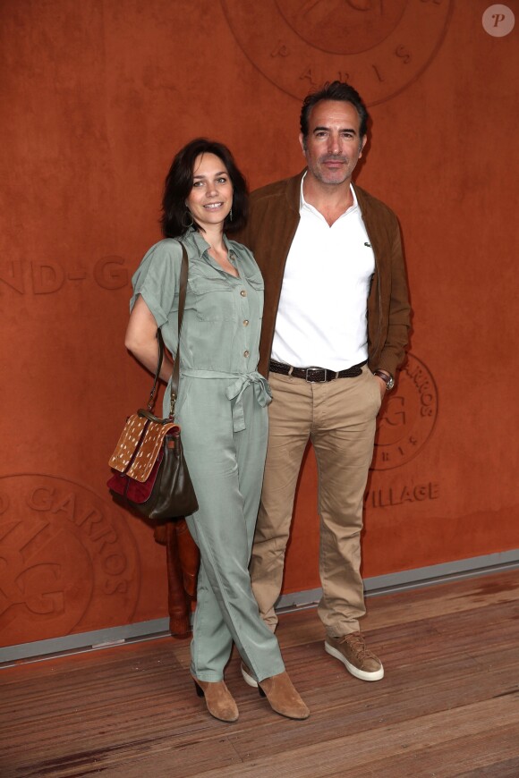 Jean Dujardin et sa femme Nathalie Péchalat au Village de Roland-Garros pour la finale hommes entre Rafael Nadal et Dominic Thiem à Paris le 9 juin 2019. © Jacovides - Moreau / Bestimage