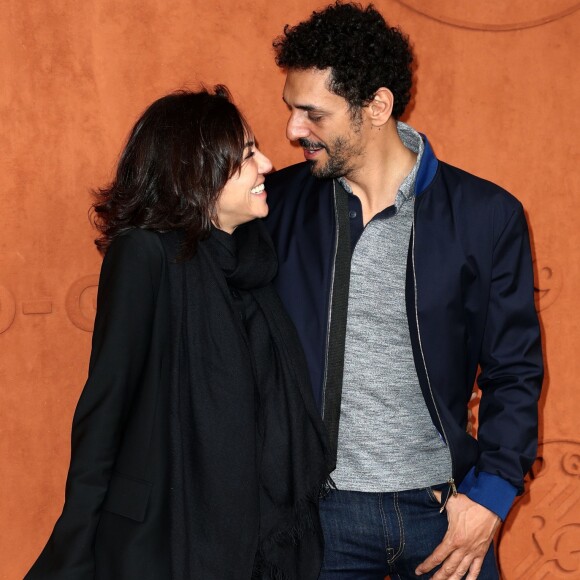 Tomer Sisley et sa femme Sandra au Village de Roland-Garros pour la finale hommes entre Rafael Nadal et Dominic Thiem à Paris le 9 juin 2019. © Jacovides - Moreau / Bestimage