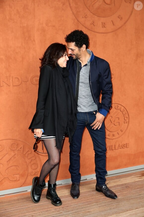 Tomer Sisley et sa femme Sandra au Village de Roland-Garros pour la finale hommes entre Rafael Nadal et Dominic Thiem à Paris le 9 juin 2019. © Jacovides - Moreau / Bestimage