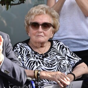 Inauguration de la rue Jacques et Bernadette Chirac, par la femme de l'ancien président de la République, Bernadette Chirac (en fauteuil roulant) et sa fille Claude, à Brive-la-Gaillarde. Le 8 juin 2018