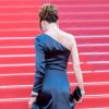 Carla Bruni Sarkozyà la montée des marches du film "Les Misérables" lors du 72ème Festival International du Film de Cannes. Le 15 mai 2019 © Jacovides-Moreau / Bestimage