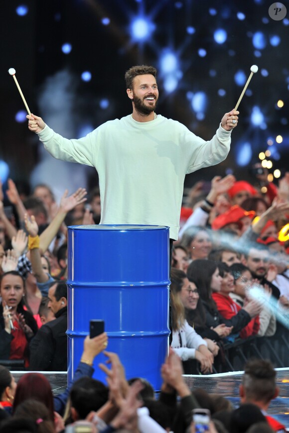 Exclusif - Matt Pokora (M Pokora) lors de l'enregistrement de l'émission "La Chanson de l'Année 2019" aux Arènes de Nîmes, le 16 mai 2019. L'émission sera diffusée sur TF1 le samedi 15 juin. TF1 propose aux téléspectateurs une soirée exceptionnelle avec "La Chanson de l'Année" présentée par N.Aliagas et produite par DMLS TV. Les téléspectateurs pourront élire en direct "La Chanson de l'Année" parmi les 20 titres en compétition. Les votes débuteront dès 21 h et le prix sera annoncé en fin d'émission. Un prix d'honneur sera également remis au cours de la soirée à un artiste emblématique de la chanson française. " La Chanson de l'Année" sera diffusée depuis un lieu mythique, les Arènes de Nîmes. Un grand show musical en présence de tous les artistes qui ont marqué l'année. Ces stars de la chanson française et internationales interpréteront leurs titres et formeront des duos totalement inédits. © Guillaume Gaffiot/Bestimage