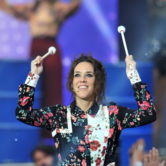 Exclusif - Zaz lors de l'enregistrement de l'émission "La Chanson de l'Année 2019" aux Arènes de Nîmes, le 16 mai 2019. L'émission sera diffusée sur TF1 le samedi 15 juin. TF1 propose aux téléspectateurs une soirée exceptionnelle avec "La Chanson de l'Année" présentée par N.Aliagas et produite par DMLS TV. Les téléspectateurs pourront élire en direct "La Chanson de l'Année" parmi les 20 titres en compétition. Les votes débuteront dès 21 h et le prix sera annoncé en fin d'émission. Un prix d'honneur sera également remis au cours de la soirée à un artiste emblématique de la chanson française. " La Chanson de l'Année" sera diffusée depuis un lieu mythique, les Arènes de Nîmes. Un grand show musical en présence de tous les artistes qui ont marqué l'année. Ces stars de la chanson française et internationales interpréteront leurs titres et formeront des duos totalement inédits. © Guillaume Gaffiot/Bestimage
