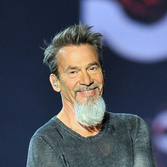 Exclusif - Florent Pagny lors de l'enregistrement de l'émission "La Chanson de l'Année 2019" aux Arènes de Nîmes, le 16 mai 2019. L'émission sera diffusée sur TF1 le samedi 15 juin. TF1 propose aux téléspectateurs une soirée exceptionnelle avec "La Chanson de l'Année" présentée par N.Aliagas et produite par DMLS TV. Les téléspectateurs pourront élire en direct "La Chanson de l'Année" parmi les 20 titres en compétition. Les votes débuteront dès 21 h et le prix sera annoncé en fin d'émission. Un prix d'honneur sera également remis au cours de la soirée à un artiste emblématique de la chanson française. " La Chanson de l'Année" sera diffusée depuis un lieu mythique, les Arènes de Nîmes. Un grand show musical en présence de tous les artistes qui ont marqué l'année. Ces stars de la chanson française et internationales interpréteront leurs titres et formeront des duos totalement inédits. © Guillaume Gaffiot/Bestimage