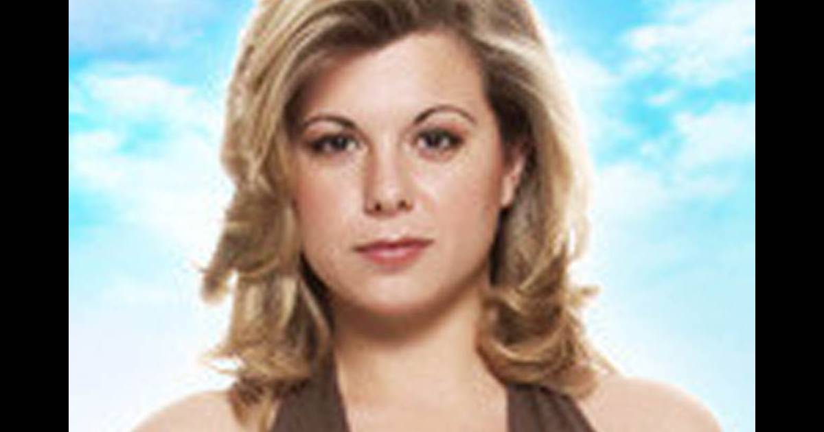 Cindy Jauffrey Marié Au Premier Regard Cindy préfère prendre sa douche... toute nue ! - Purepeople