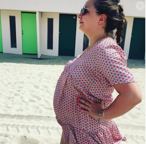 La compagne de Camille Delcroix enceinte de 8 mois, Instagram, le 18 juin 2019