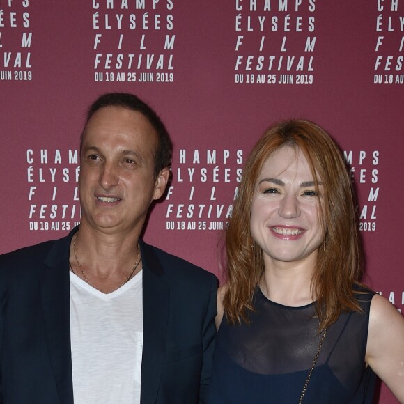 Michel Ferracci et sa femme Emilie Dequenne au photocall lors de l'ouverture de la 8ème édition du Champs-Élysées film festival (CEFF) au Cinéma Publicis à Paris, France, le 18 juin 2019. © Giancarlo Gorassini/Bestimage