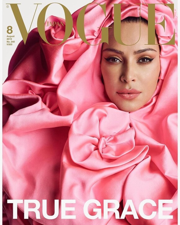Kim Kardashian en couverture du Vogue japan en juin 2019.