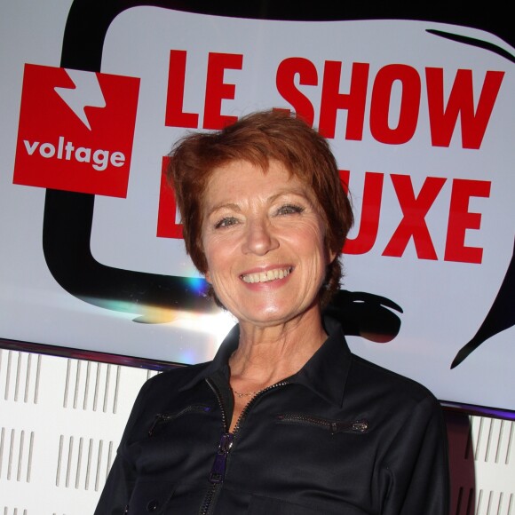 Exclusif - Véronique Genest participe à l'émission "Le show de Luxe" sur la radio Voltage à Paris le 8 octobre 2018. © Philippe Baldini/bestimage