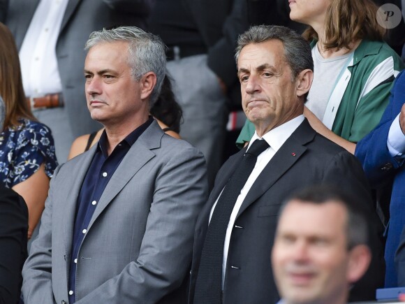 L'entraîneur José Mourinho et Nicolas Sarkozy dans les tribunes lors du quart de finale de la Coupe du monde féminine de football opposant les Etats-Unis à la France au Parc des Princes à Paris, France, le 28 juin 2019. Les USA ont gagné 2-1. © Pierre Perusseau/Bestimage