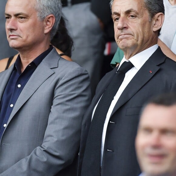 L'entraîneur José Mourinho et Nicolas Sarkozy dans les tribunes lors du quart de finale de la Coupe du monde féminine de football opposant les Etats-Unis à la France au Parc des Princes à Paris, France, le 28 juin 2019. Les USA ont gagné 2-1. © Pierre Perusseau/Bestimage