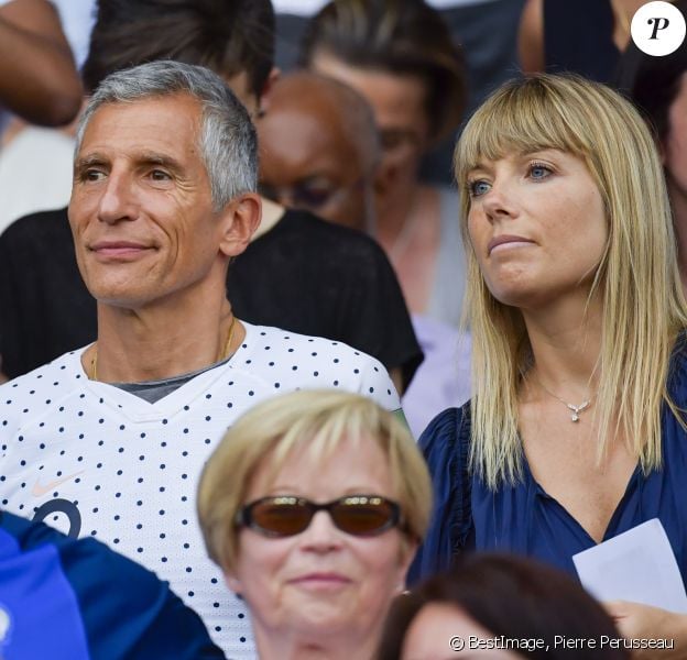 Nagui et Mélanie Page dans les tribunes lors du quart de finale de la Coupe du Monde Féminine de football opposant les Etats-Unis à la France au Parc des Princes à Paris, France, le 28 juin 2019. Les USA ont gagné 2-1. © Pierre Perusseau/Bestimage