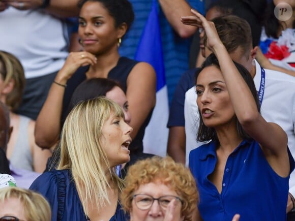 Mélanie Page et Leïla Kaddour-Boudadi dans les tribunes lors du quart de finale de la Coupe du Monde Féminine de football opposant les Etats-Unis à la France au Parc des Princes à Paris, France, le 28 juin 2019. Les USA ont gagné 2-1. © Pierre Perusseau/Bestimage